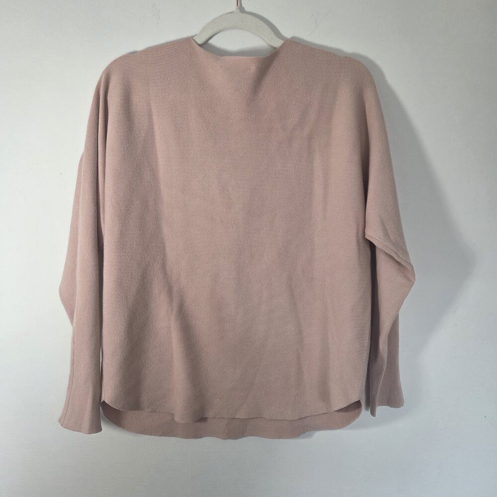 LIV Milano‎ Pink V Neck Sweater Butterfly Leather Detail Womens Size M/L - Picture 4 of 6